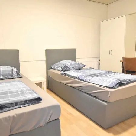 公寓 Monteurzimmer Mit Pantry-kueche In *