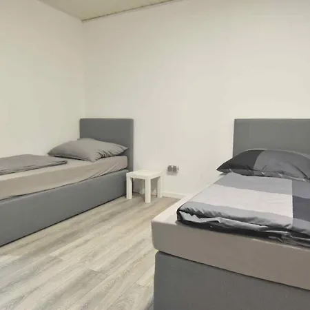 דירה Monteurzimmer Mit Pantry-kueche In קלן