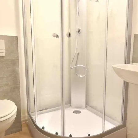 דירה Monteurzimmer Mit Pantry-kueche In קלן