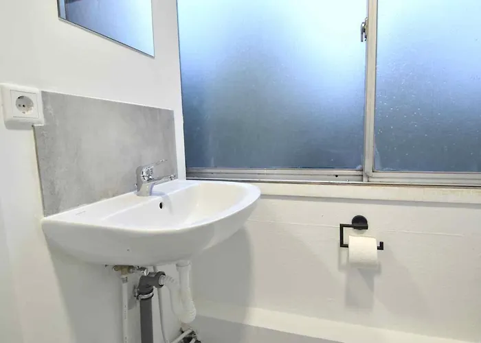 Monteurzimmer Mit Pantry-kueche In Apartament *